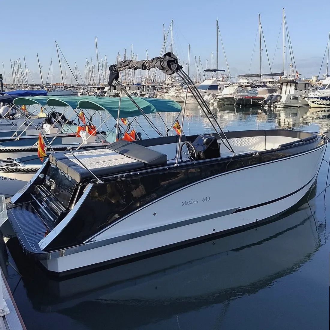 alquiler de barco sin licencia en Sant Antoni de Calonge, Cataluña
